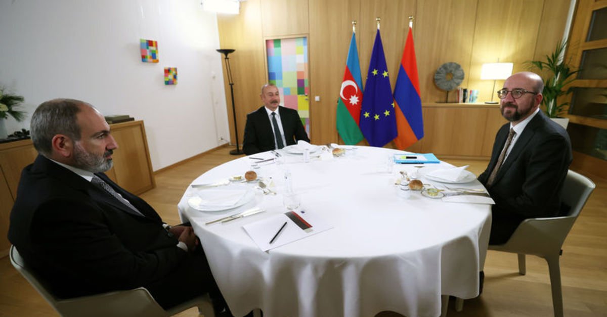 Paşinyan ve Aliyev buluştu: Demiryolu hatları konusunda anlaşma